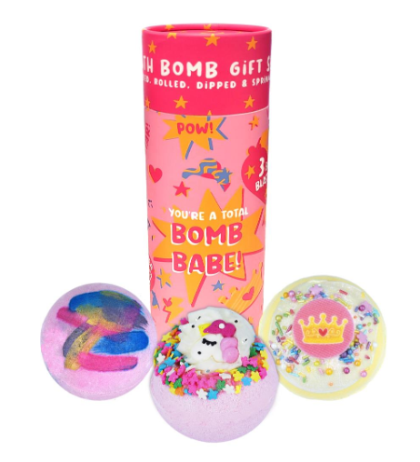 This Bomb Babe Bath Blaster Tube Gift Set features a set of three bath bombs beautifully packaged with the message "Your a Total Bomb Babe!"