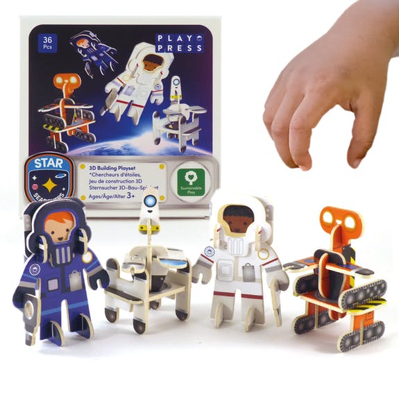 It's time to explore! This brilliant Star Searchers Eco-Friendly Build and Play Set by Playpress features 2 Toy Astronauts and 2 Toy Robots with moving parts. 
