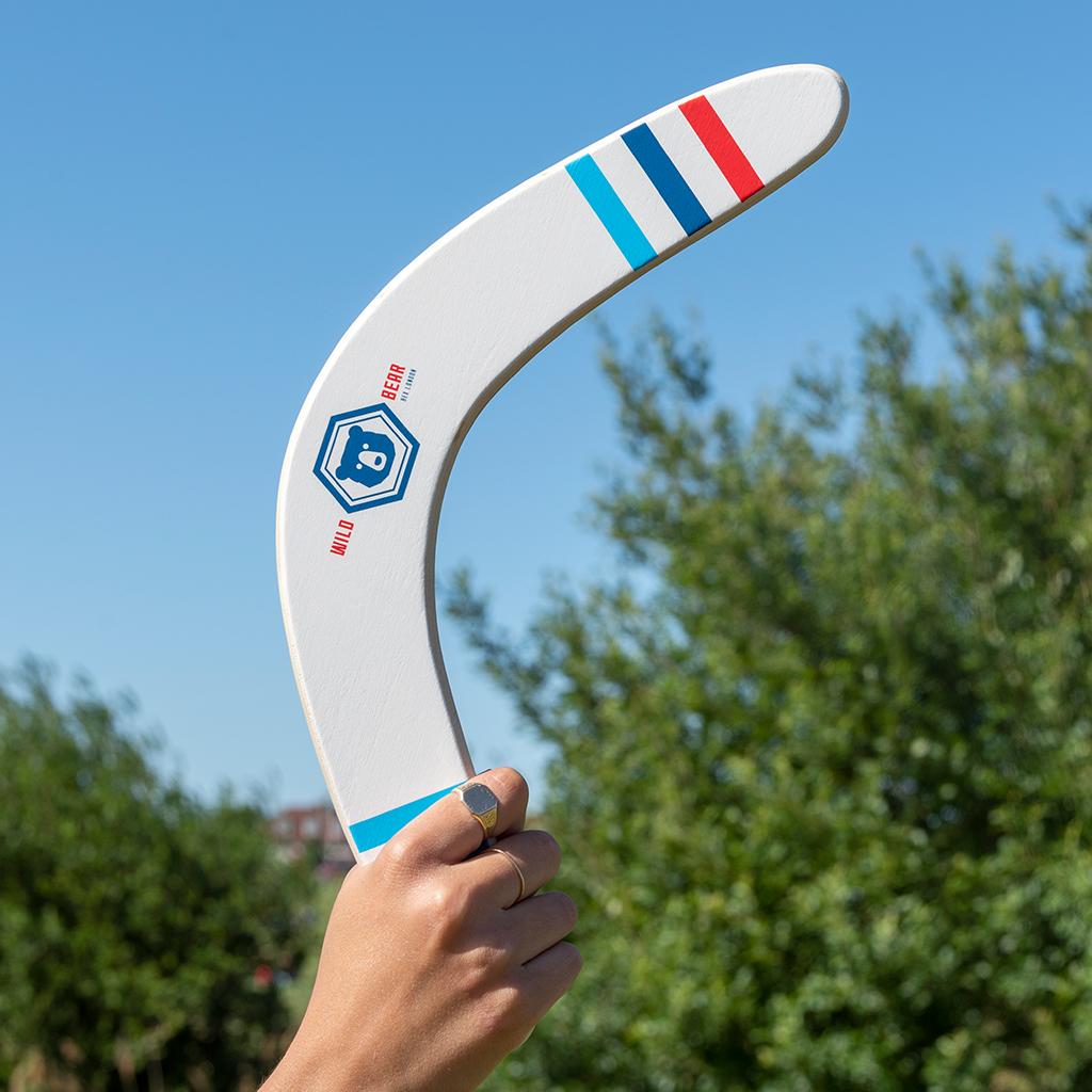 A great gift for an outdoorsy family, this traditional wooden boomerang is designed to return to the thrower - perfect for taking out to the beach or a park. Instructions included.