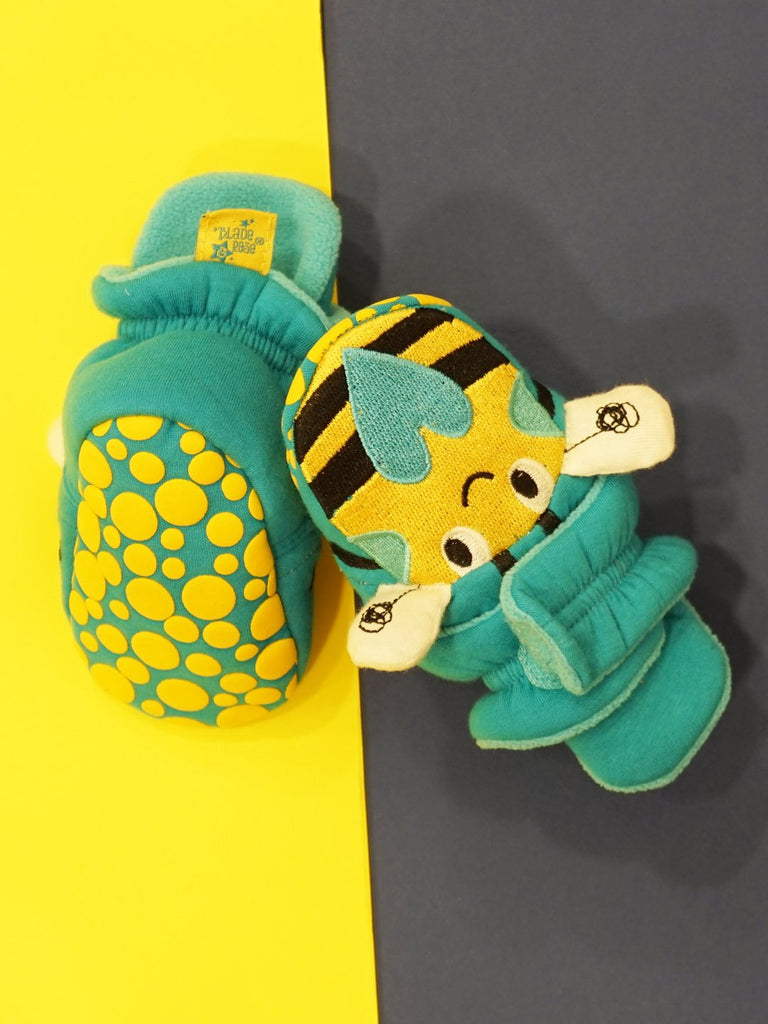 Blade & Rose Buzzy Bee Booties - beautifully quirky, soft and cosy baby booties in turquoise, yellow and black with a gorgeous bee design. Say It Baby Gifts