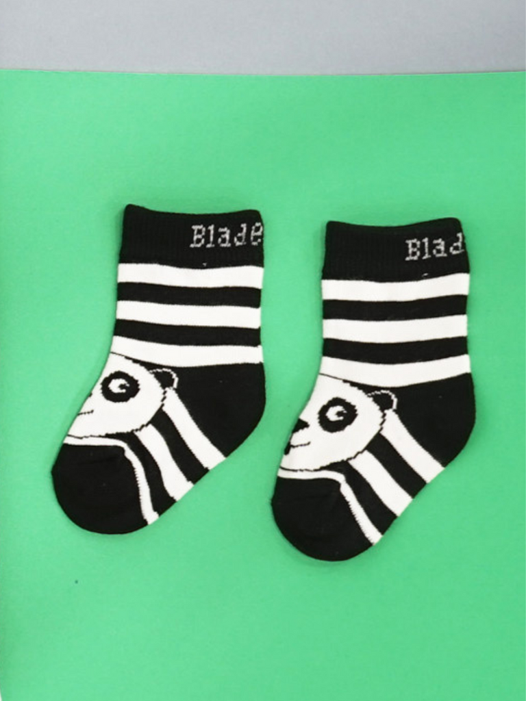 Blade & Rose WWF Panda Socks- bold, bright and fun! These gorgeous socks in black and white have a gorgeous panda design. Say It Baby Gifts