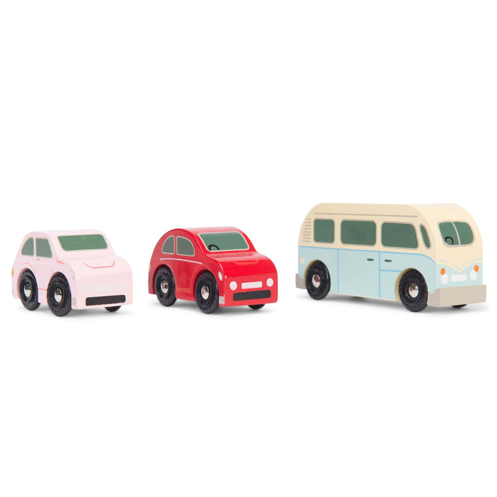 These Le Toy Van Retro Metro Car Set are a great set of 3 wooden vintage style cars that kids will love!