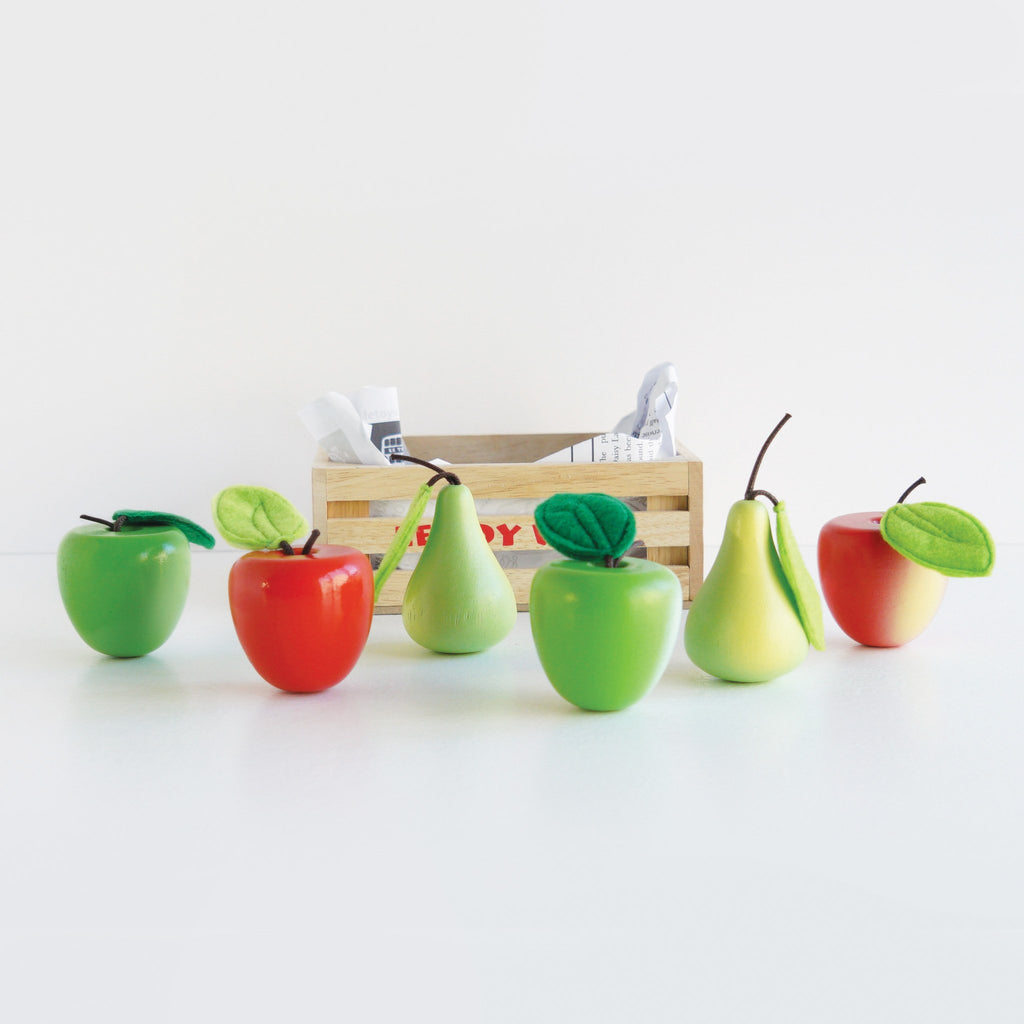 Wooden Apples and Pears from fun Le Toy Van Crate Wooden Toy Gift