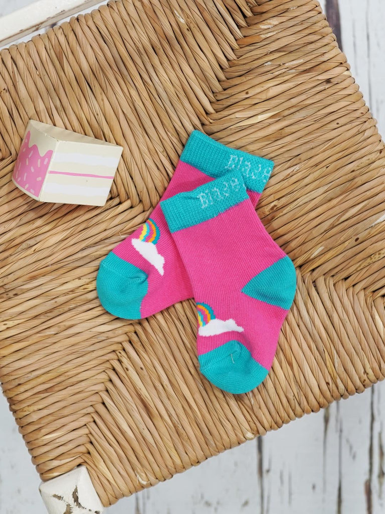 Blade & Rose Magical Rainbow Socks - bold, bright and fun! These gorgeous socks are hot pink and teal with a sweet rainbow design.